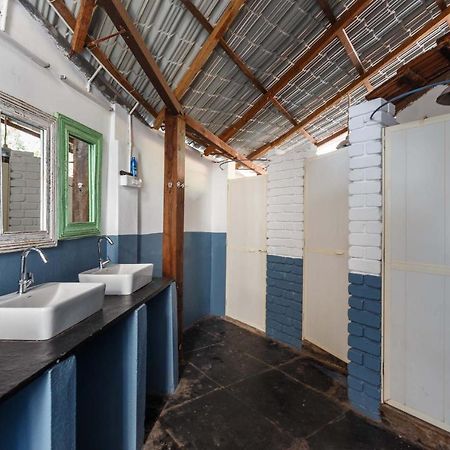 Auberge de jeunesse Woke Arpora Extérieur photo